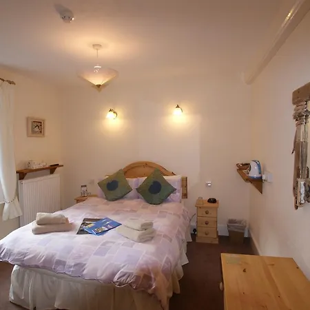 Sunnyvale House Guest house 4*